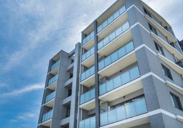 オーナー必見！マンションとアパートの違い、収益性や投資のポイントも解説のイメージ画像